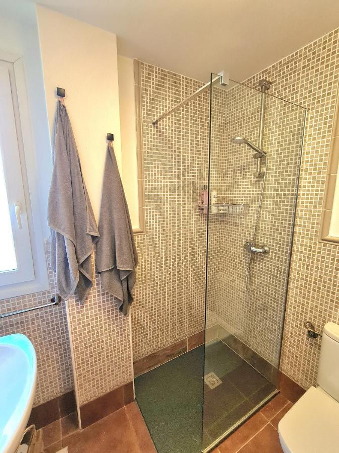 Casa Zalla 110m2, 200m2 Garden, Pool, 1gb Wi-fi, Private Parking Appartement *